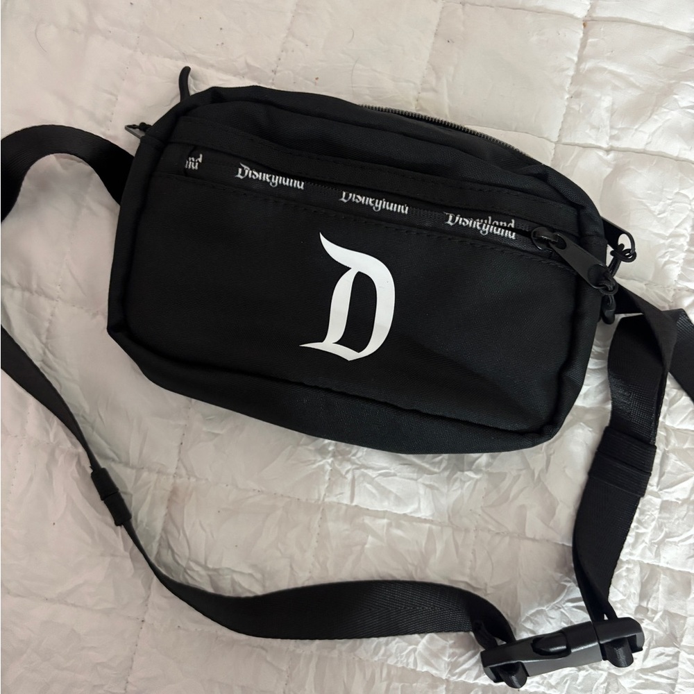 Disney parks fannypack with disney headband holder